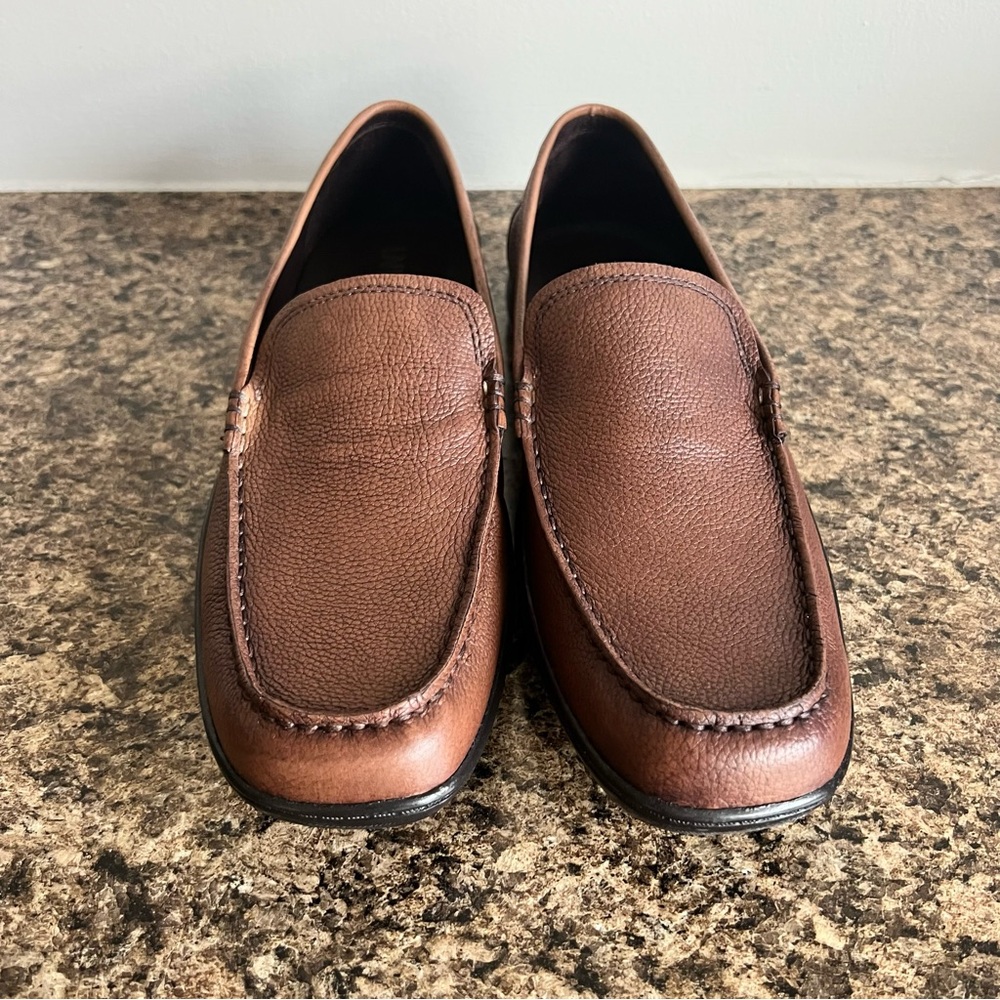 Kenneth Cole Reaction Classic Tabacco Brown Leather Loafers 10M